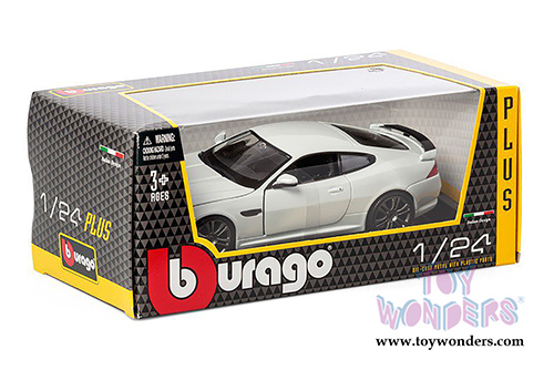 BBurago - Jaguar XKR-S Hard Top (1/24 scale diecast model car, White) 21063W
