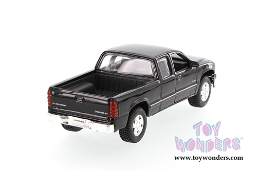 Maisto - Chevy Silverado Pick Up Truck (1/27 scale diecast model car, Black) 31941BK