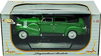 Show product details for Signature Models - Cadillac Fleetwood (1938, 1/32 scale diecast model car, Green) 32340GN