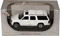 Show product details for Signature Models - Cadillac Escalade ESV SUV (2004, 1/32 scale diecast model car, White) 32343W