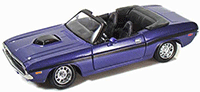 Show product details for Showcasts - Dodge Challenger RT Hard Top (1970, 1/24 scale diecast model car, Purple) 34264
