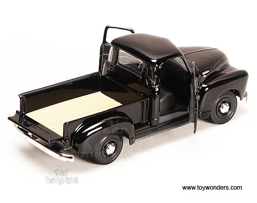Showcasts Collectibles - Ford F-1 & Chevy 3100 Pickup Trucks (1948/ 1950, 1/24 scale diecast model car, Asstd.) 34935/52D