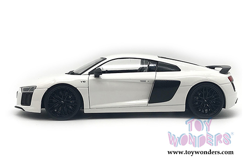 Maisto Exclusive - Audi R8 V10 Plus Hard Top (1/18 scale diecast model car, White) 38135W