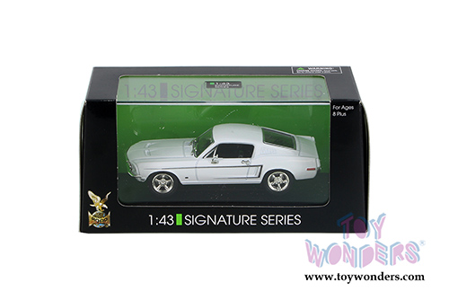 Lucky Road Signature - Ford Mustang GT 2+2 Fastback (1968, 1/43 scale diecast model car, White) 43206W/48