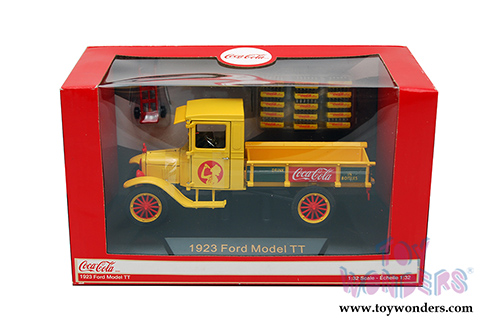 Motor City Coca-Cola - Ford Model TT Pick Up (1923, 1/32 scale diecast model car,  Yellow) 442453/24