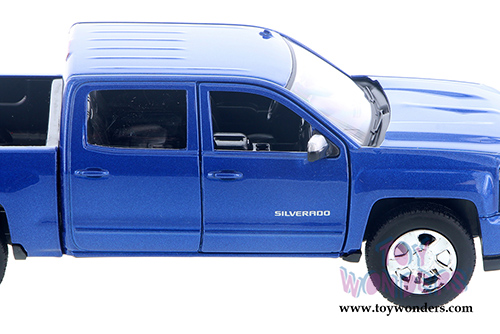 Showcasts Collectibles - Chevy® Silverado™ 1500 LT Z71 Crew Cab Truck (2017, 1/27 scale diecast model car, Blue) 79348BU