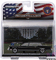 Greenlight Presidential Limos - Gerald R. Ford's Lincoln Continental Limousine (1972, 1/43 scale diecast model car, Black) 86110B