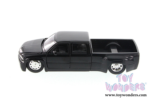 Jada Toys Bigtime Kustoms - Chevy Silverado Dooley Pick Up (1999, 1/24 scale diecast model car, Asstd.) 90146YJ