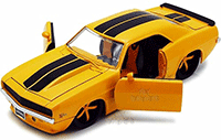 Show product details for Jada Toys Bigtime Muscle - Chevy Camaro Hard Top (1969, 1/24 scale diecast model car, Asstd.) 90210VV