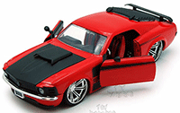 Show product details for Jada Toys Bigtime Muscle - Ford Mustang Boss 429 Hard Top (1970, 1/24 scale diecast model car, Asstd.) 90211XW