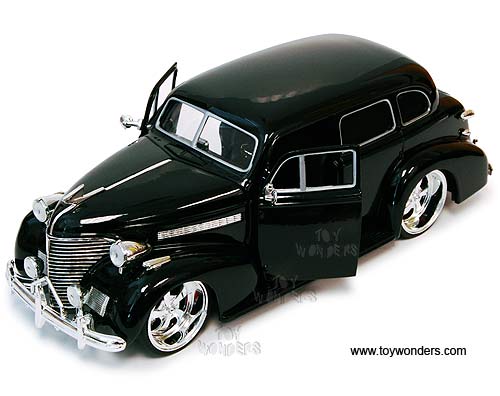 1939 Chevy Master Deluxe Hard Top 90224CB 1/24 scale Jada Toys 