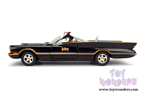 Jada Toys - Metals Die Cast | 1966 Classic TV Series Batmobile™ with Batman™ and Robin figures (1/24, diecast model car, Black) 98259