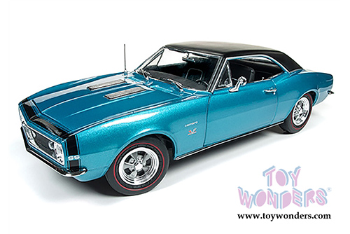 Auto World American Muscle - Baldwin Motion® Camaro® SS™ 427 Hard Top (1967, 1/18 scale diecast model car, Marina Blue) AMM1118