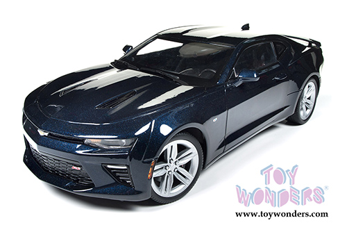 Auto World - Muscle Cars USA | Chevy® Camaro® SS™ 50th Anniversary Hard Top (2016, 1/18 scale diecast model car, Blue Velvet) AW239
