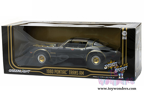 Greenlight - Smokey & the Bandit II Pontiac Trans AM T-Top (1980, 1/18 scale diecast model car, Black/Gold) 12944