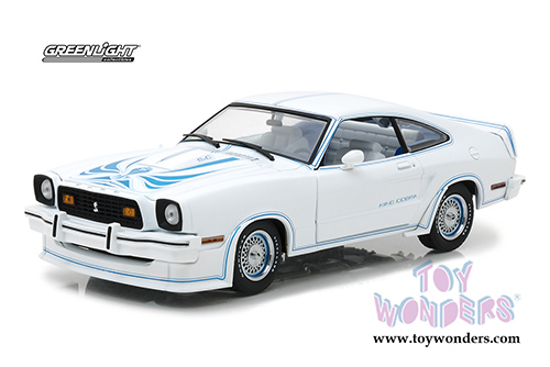 Greenlight - Ford Mustang II King Cobra Hard Top (1978, 1/18 scale diecast model car, White with Blue) 13508