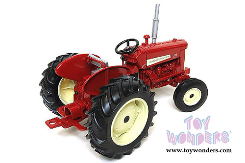 Tomy ERTL Case IH - International Harvester 330 Tractor (1/16 scale die cast model car, Red) 14971