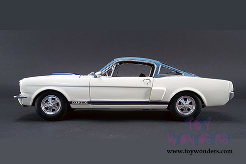 Acme - Shelby® GT350® Prototype with Vinyl Top (1966, 1/18 scale diecast model car, White w/Blue stripes) 1801818
