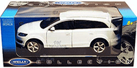 Show product details for Welly - Audi Q7 SUV (1/18 scale diecast model car, White) 18032