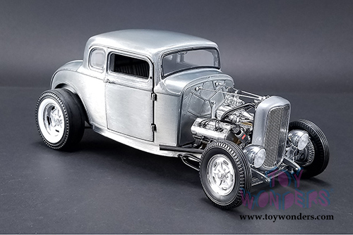Acme -  Hammered Steel Ford 5 Window Hot Rod Coupe (1932, 1/18 scale diecast model car, Steel) 1805013