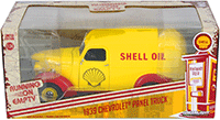 Show product details for Greenlight - Running on Empty | Shell Oil Chevrolet® Panel Truck (1939, 1/24 scale diecast model car, Yellow/Red) 18237