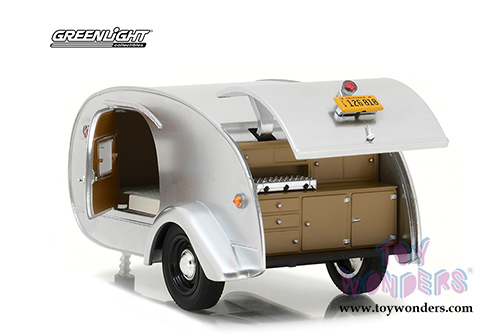 Greenlight - Hitch & Tow Trailers Series 2 | Ken Skill Tear Drop Trailer with Accessories (1947, 1/24 scale diecast model car, Silver) 18420A/12