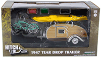 Show product details for Greenlight - Hitch & Tow Trailers Series 3 | Tear Drop Trailer with Accessories (1947, 1/24 scale diecast model car, Beige) 18430A/12
