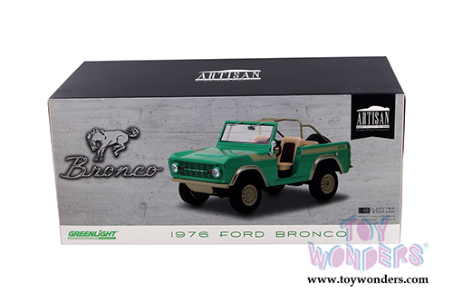 Greenlight - Artisan Ford Bronco "Twin Peaks" - Gas Monkey Garage (1976, 1/18 scale diecast model car, Green) 19034