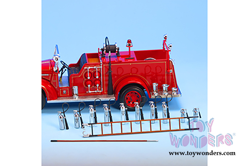 Lucky Road Signature - GMC Fire Truck (1941, 1/24 scale diecast model car) 20068R