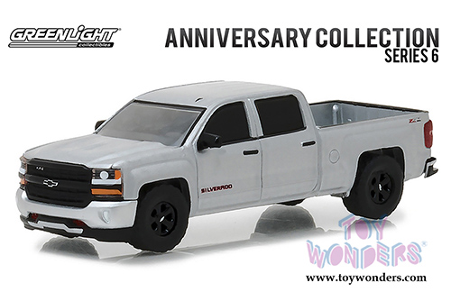 Greenlight - Anniversary Collection Series 6 | Chevrolet® Silverado™ Redline Edition 100th Anniversary of Chevy® Trucks (2018, 1/64 scale diecast model car, Silver) 27940F/48