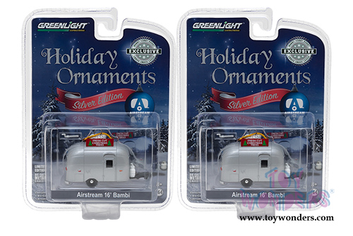 Greenlight - Airstream 16' Bambi Holiday Ornament with Hook Ring "Fresh Cut Christmas Trees" (1/64 scale diecast model car, Silver) 29915/48