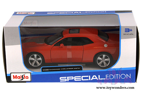 Maisto - Dodge Challenger SRT8 Hard Top w/ Sunroof (2008, 1/24 scale diecast model car, Orange) 31280OR