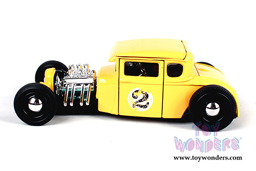 Maisto Design - Outlaws | Ford Model A #2 Hard Top (1929, 1/24 scale diecast model car, Yellow) 31354YL