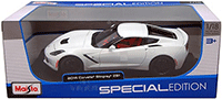 Show product details for Maisto - Chevrolet Corvette Stingray Hard Top (2014, 1/18 scale diecast model car, White) 31677W