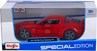 Show product details for  Maisto - Special Edition | Ford Mustang GT Hard Top (2006, 1/24 scale diecast model car, Red) 31997R