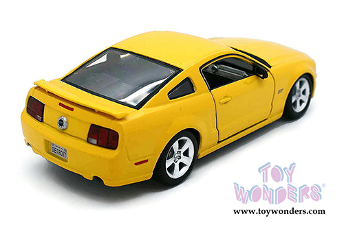  Maisto - Special Edition | Ford Mustang GT Hard Top (2006, 1/24 scale diecast model car, Yellow) 31997YL