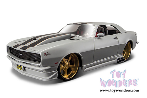 Maisto Design - Classic Muscle | Chevrolet® Camaro Z/28® Hard Top (1968, 1/24 scale diecast model car, Grey) 32508GY