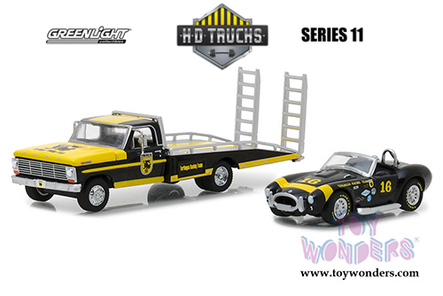 Greenlight - Heavy Duty Trucks Series 11 | Ford F-350 Ramp Truck with Shelby Cobra Terlingua Racing Team #16 (1969, 1/64 scale diecast model car, Black/Yellow) 33110A/48