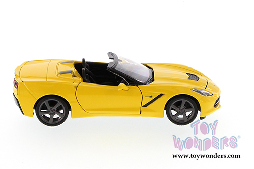 Showcasts  Collectibles - Chevrolet Corvette Stingray Hard Top/Convertible (2014, 1/24 scale diecast model car, Asstd.) 34501/05