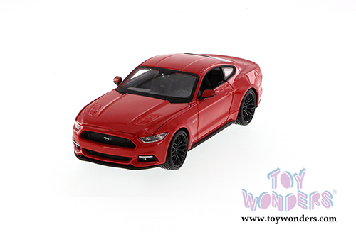 Showcasts Collectibles - Ford Mustang Street Racer/ Ford Mustang GT Hard Top (2014/2015, 1/24 scale diecast model car, Asstd.) 34506/08