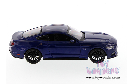 Showcasts Collectibles - Ford Mustang Hard Top (2015, 1/24 scale diecast model car, Asstd.) 34508