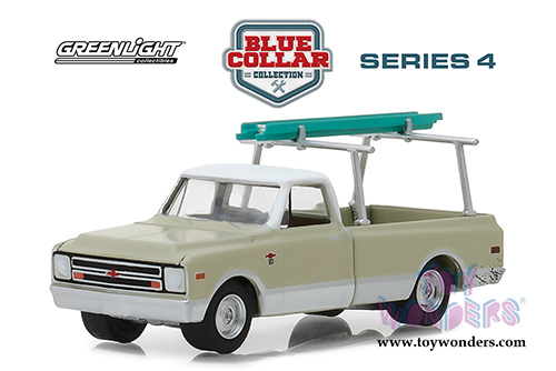 Greenlight - Blue Collar Collection Series 4 | Chevrolet® C-10 Pickup Truck with Ladder Rack (1970, 1/64 scale diecast model car, Cream) 35100B/48