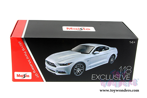 Maisto Exclusive - Ford Mustang GT Hard Top (2015, 1/18 scale diecast model car, White) 38133W