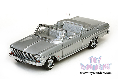 Sun Star USA - Chevrolet Nova Open Convertible (1963, 1/18 scale diecast model car, Satin Silver) 3976