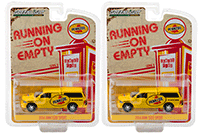 Show product details for Greenlight - Running On Empty Series 5 | Ram 1500 with Camper Shell Pennzoil (2018, 1/64 scale diecast model car, Yellow) 41050F/48