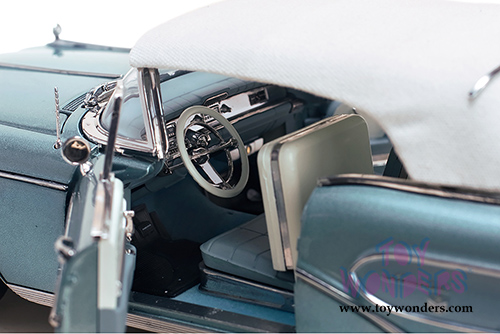 Sun Star Platinum - Buick® Limited Closed Convertible (1958 1/18 scale diecast model car, Blue Mist) 4815