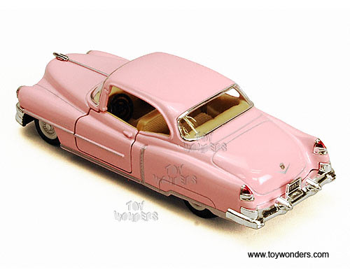 Kinsmart - Cadillac Series 62 Hard Top (1953, 1/43 scale diecast model car, Pink) 5339PK