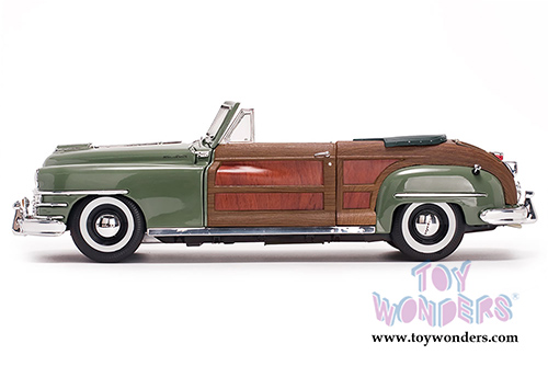 Sun Star USA - Chrysler Town & Country Convertible (1948, 1/18 scale diecast model car, Heather Green) 6142