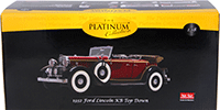 Show product details for Sun Star Platinum - Ford Lincoln KB Top Down (1932, 1/18 scale diecast model car, Red) 6166