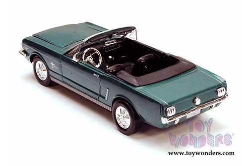 Showcasts Collectibles - Ford Mustang Convertible (1964 1/2, 1/24 scale diecast model car, Green) 73212